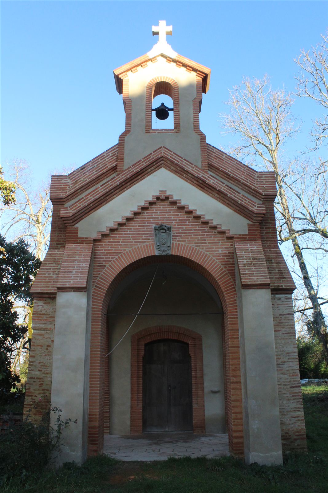 The chapel of Sainte-Lucie, in the abbey park